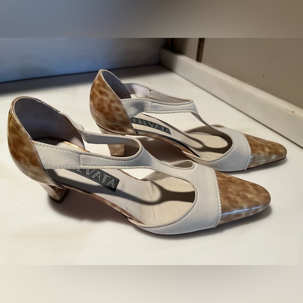 PREVATA Arrow Microstretch Shoes, Made in Italy, Size 6.5